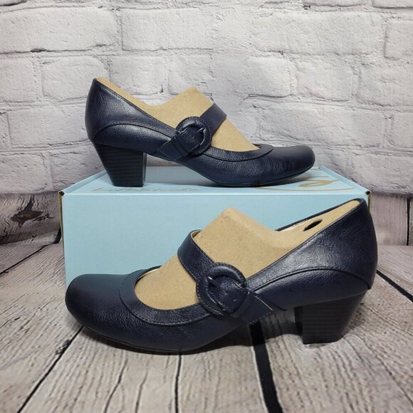LifeStride Women's Rozz Mary Jane Pumps - Picture 4 of 10